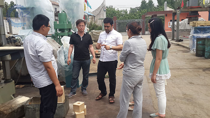 ������ţ�����}Һ���C(j��)